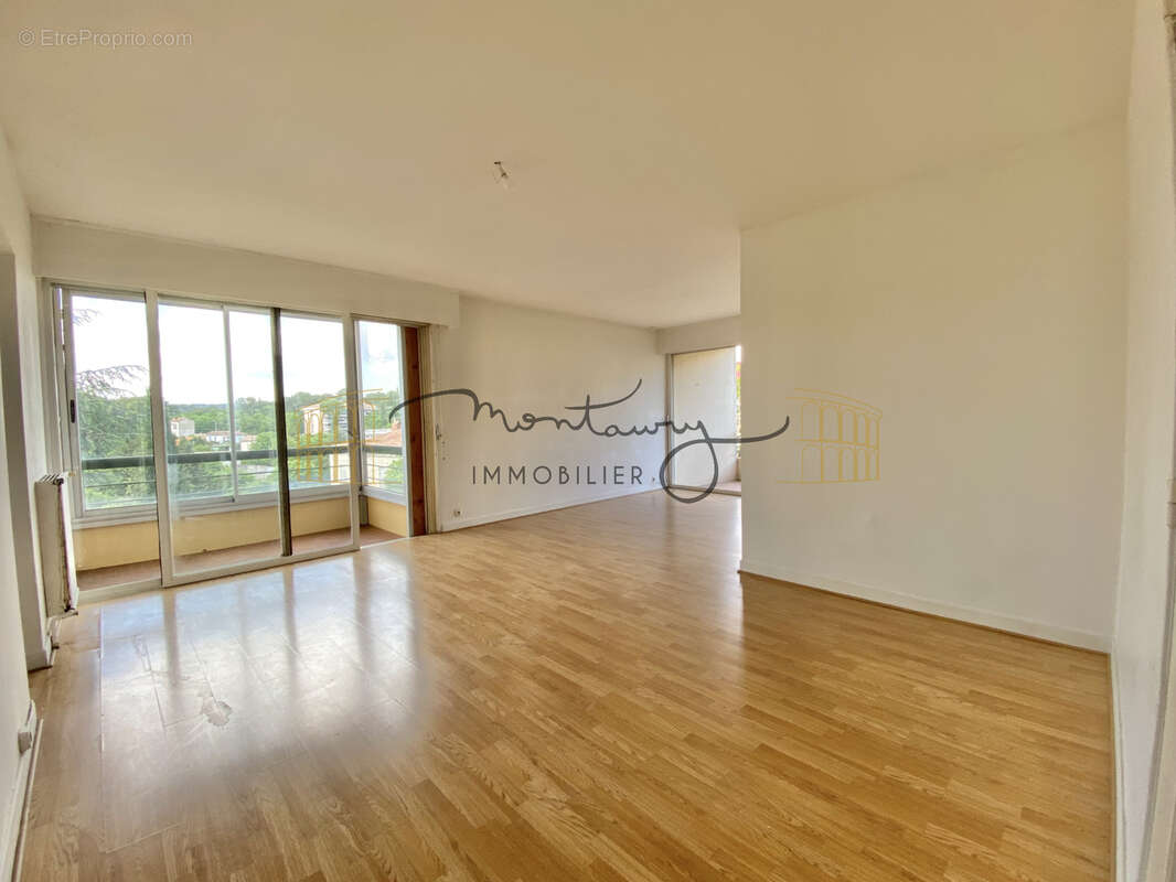 Appartement à NIMES