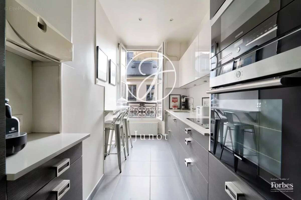 Appartement à VERSAILLES