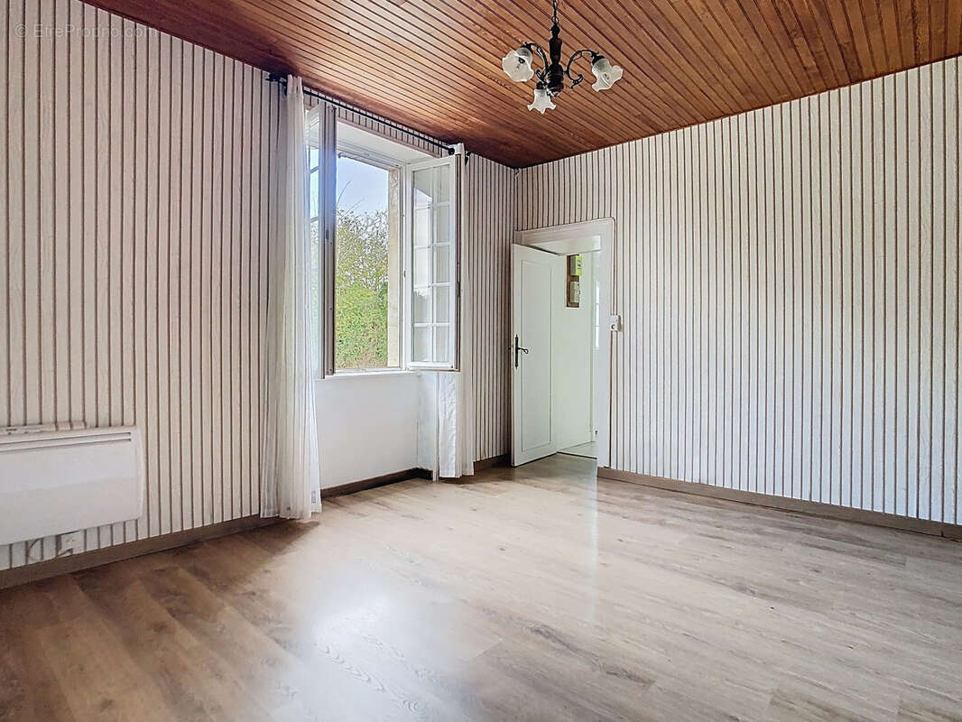 Maison à BESNEVILLE