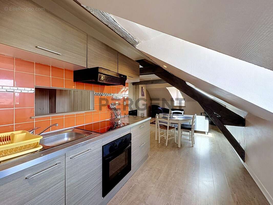 Appartement 52 m² à Charleville-Mezieres  - photo 4