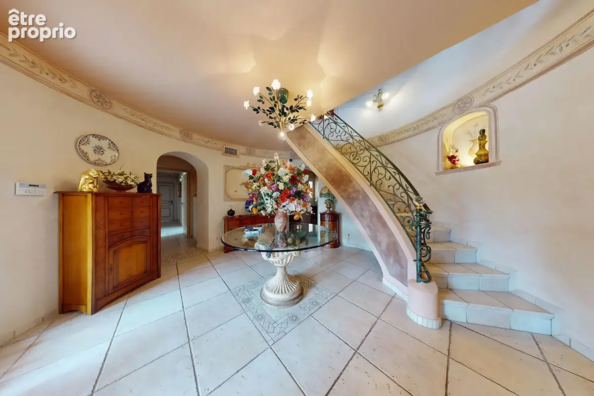 Belle Propriété atypique 207m² piscine Saint-Cyprien- 66750 - photo 13
