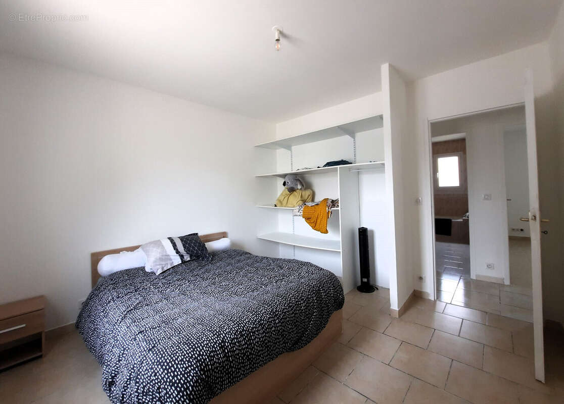 Maison 109 m² à Sainte-Gemme  - photo 7