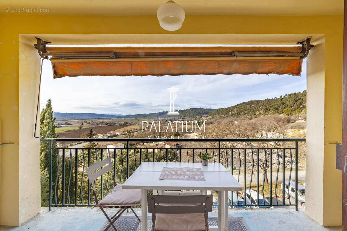 Appartement à GREOUX-LES-BAINS