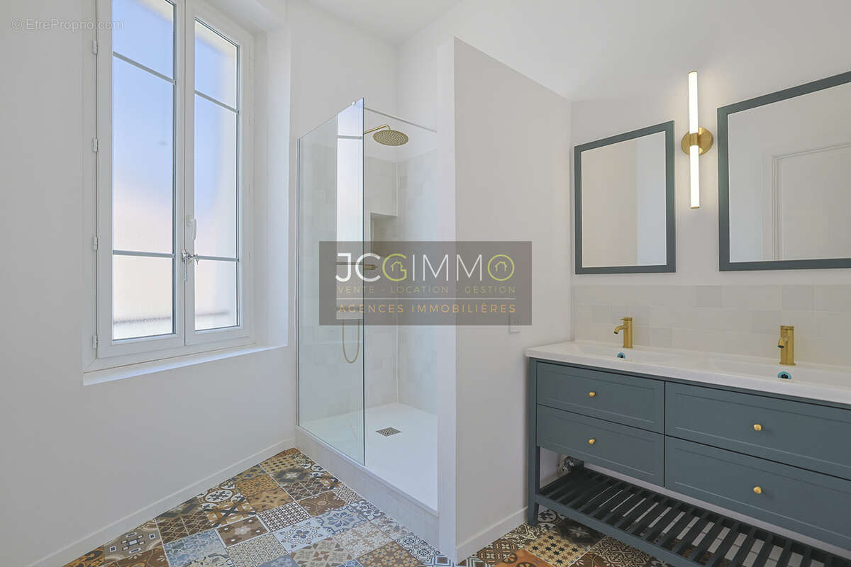 Appartement de charme Gambetta  - T4 de 88 m2 - balconnets - cave et grenier - photo 15