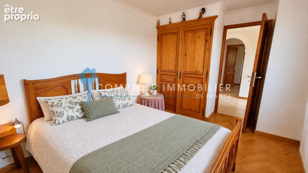 VAR (83) - À VENDRE - FLAYOSC - Villa 3 chambres avec vue dominante sur les collines de Flayosc - photo 12