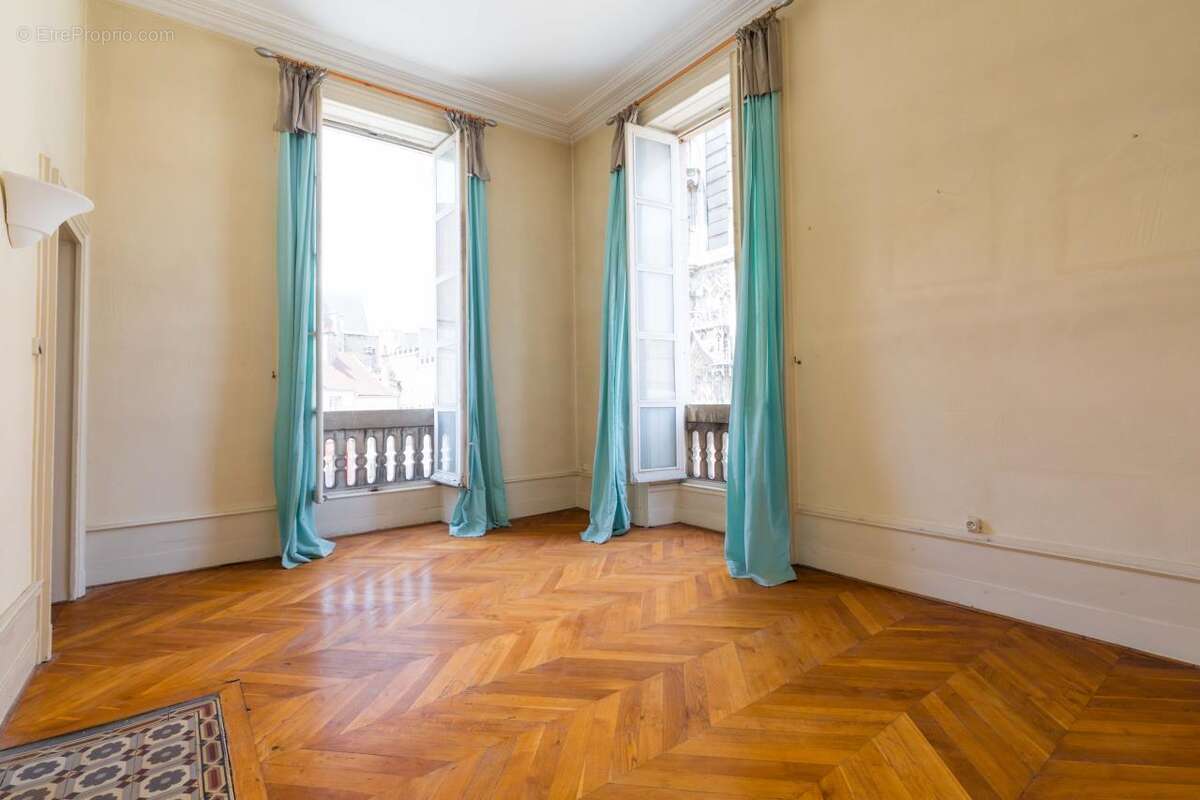 Appartement à DIJON