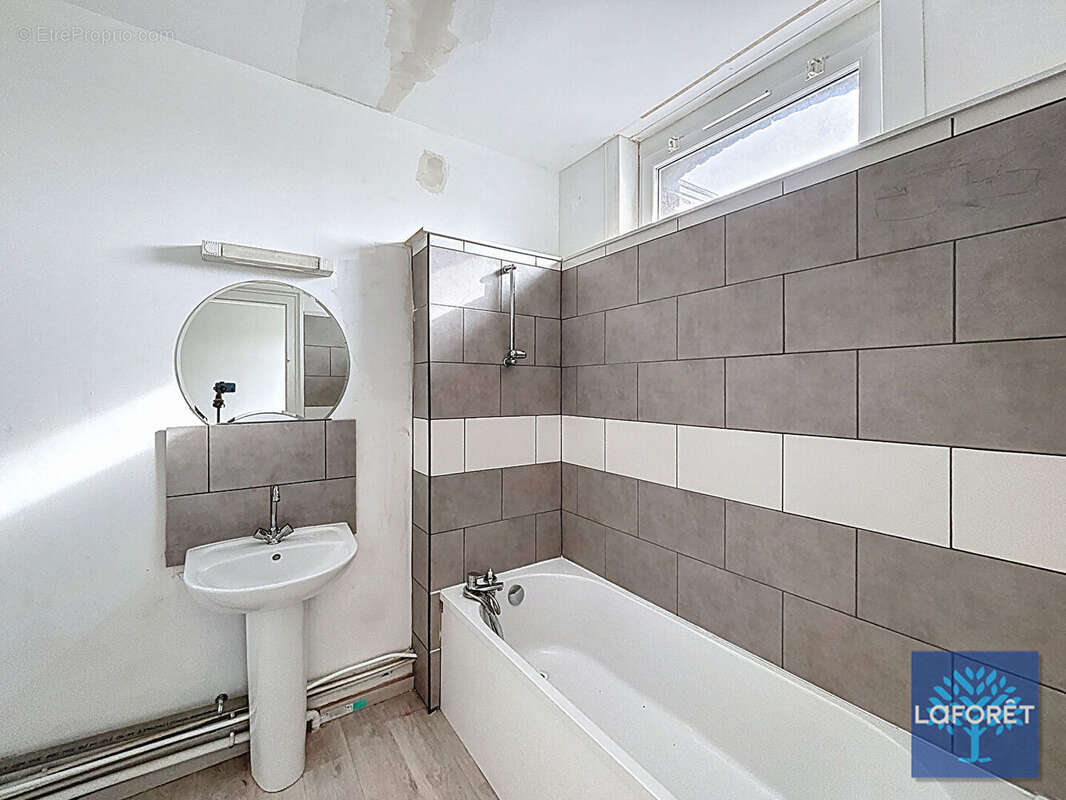 Appartement à RAISMES