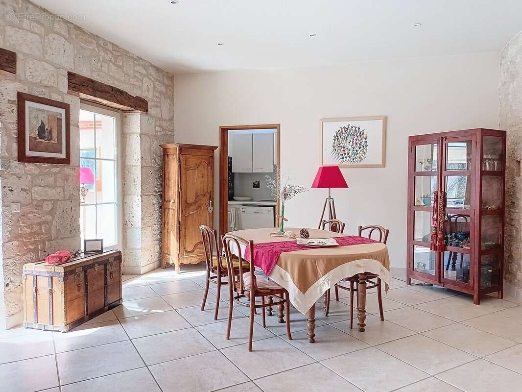 Maison à MAUVEZIN