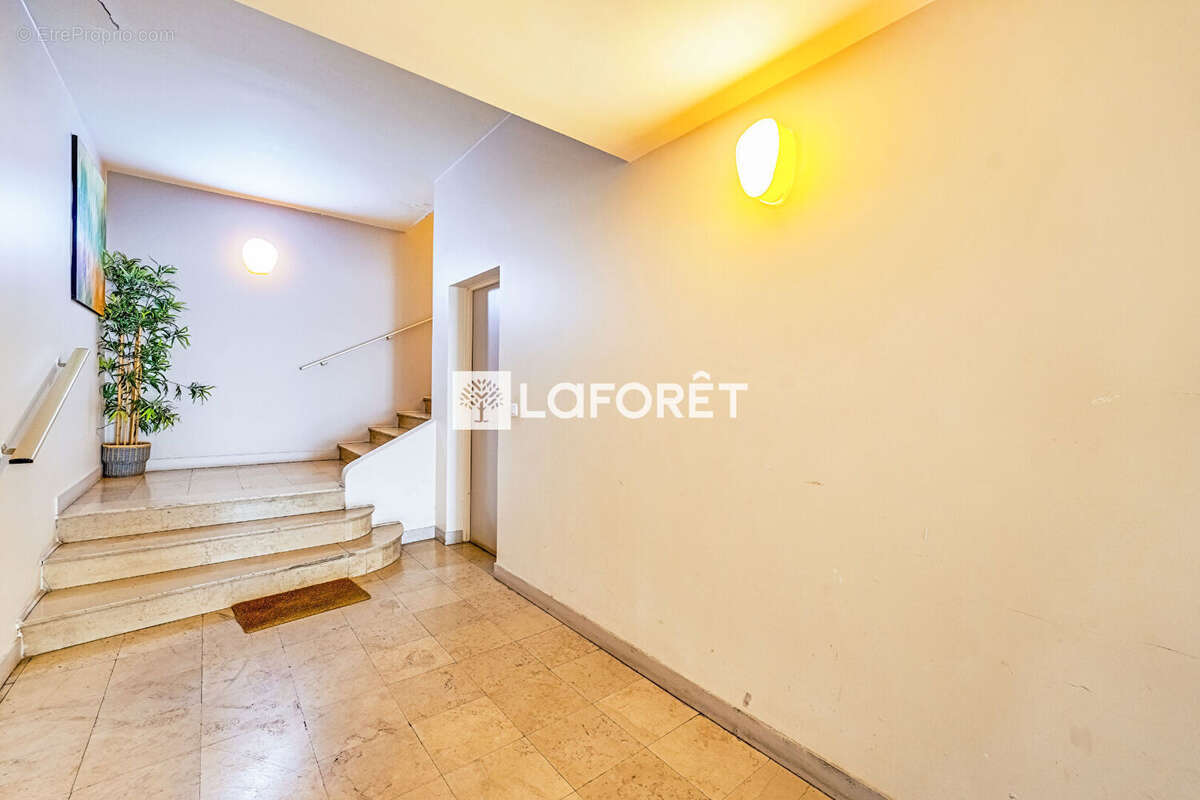 Appartement à PARIS-11E