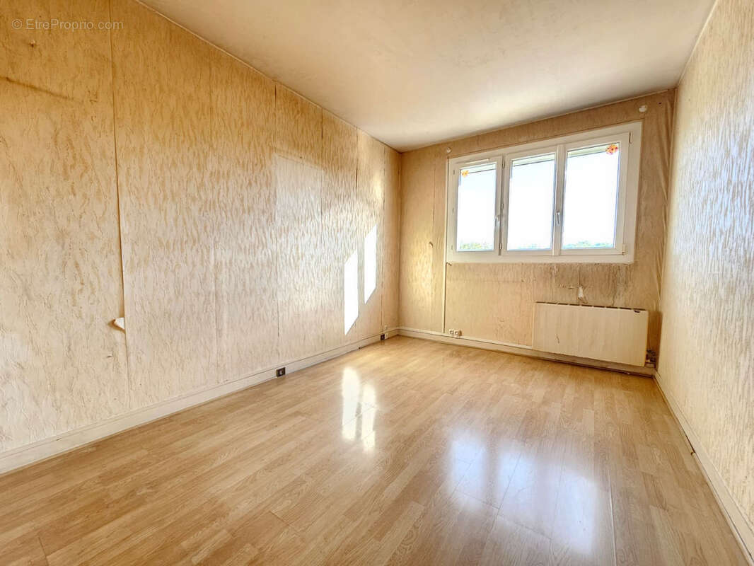 Appartement à SAINT-GERMAIN-LES-ARPAJON