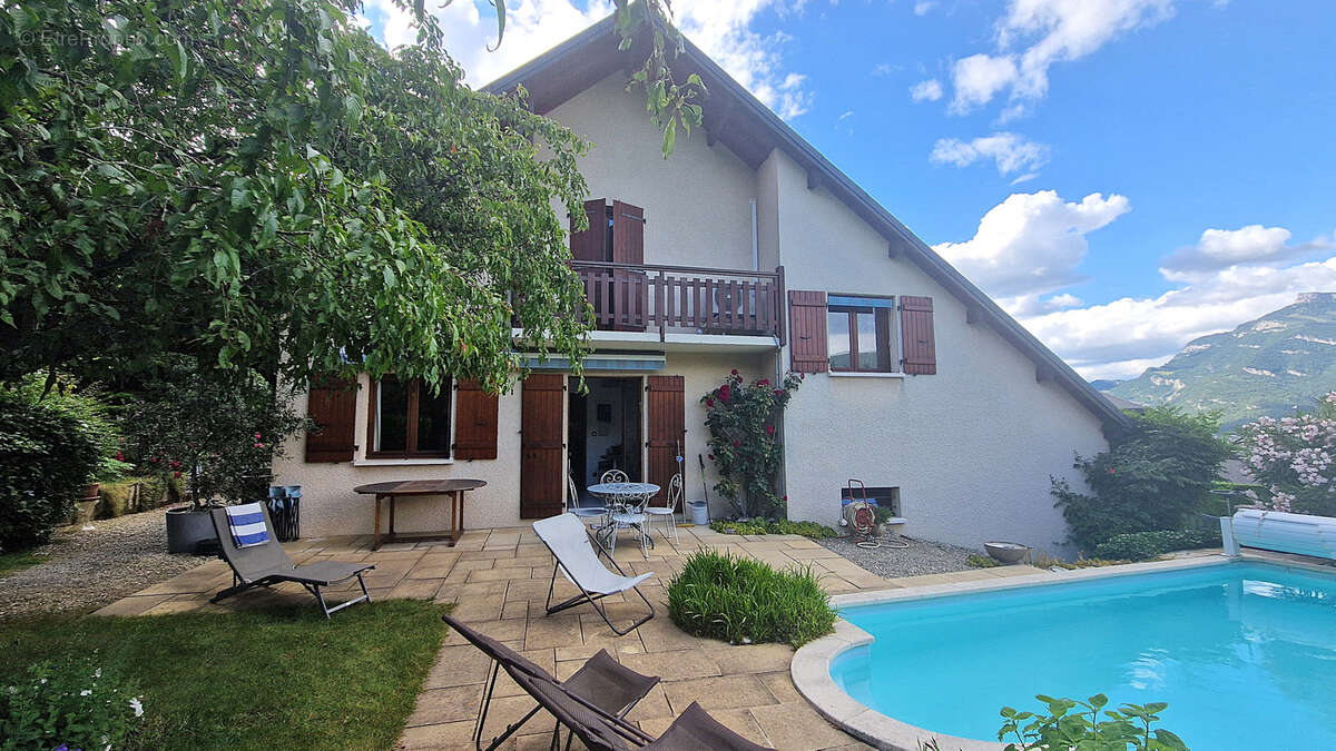 Maison à BARBERAZ