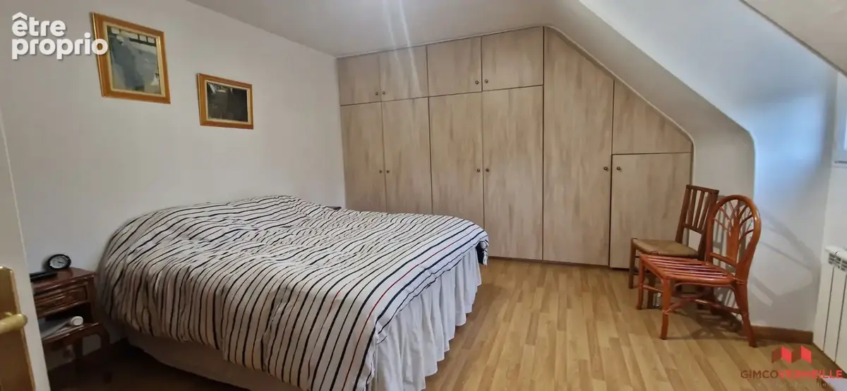 Maison spacieuse à vendre à Conflans-Sainte-Honorine - 5 chambres - photo 10