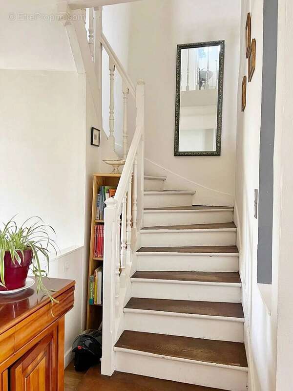 Maison à LE PERREUX-SUR-MARNE