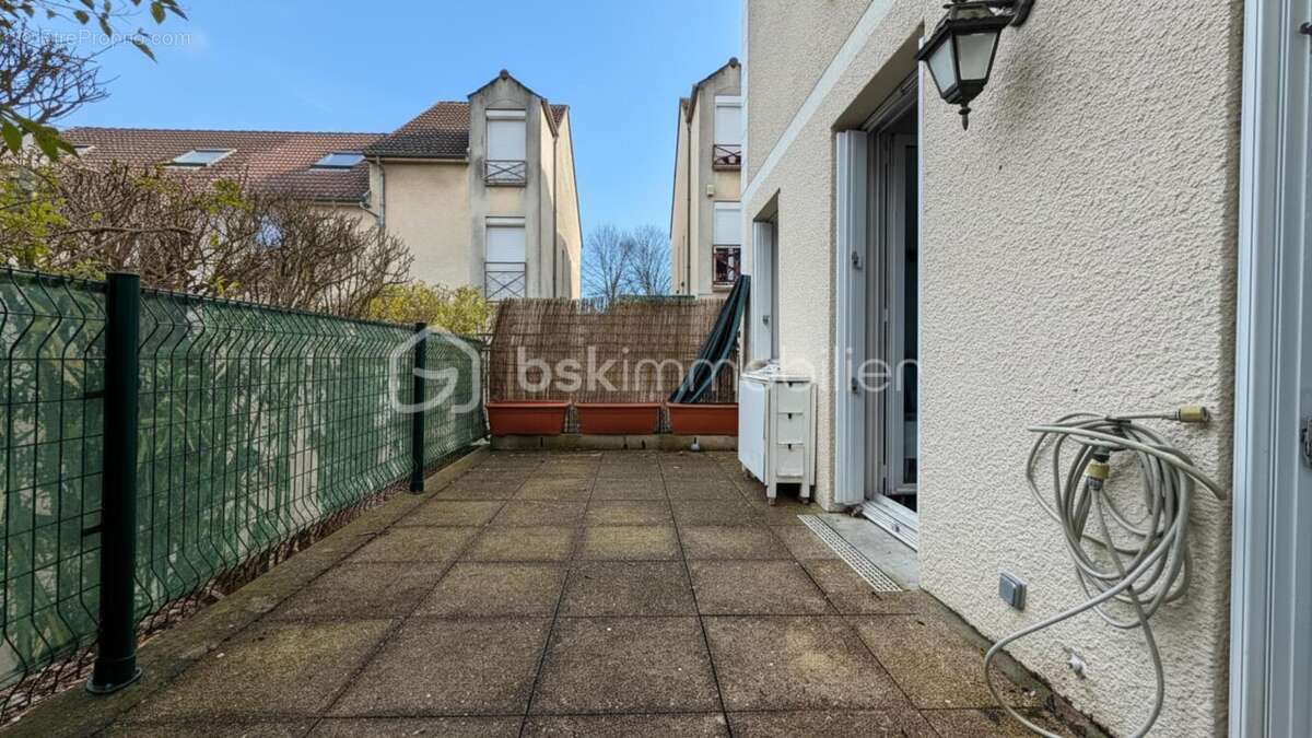 Appartement à TORCY