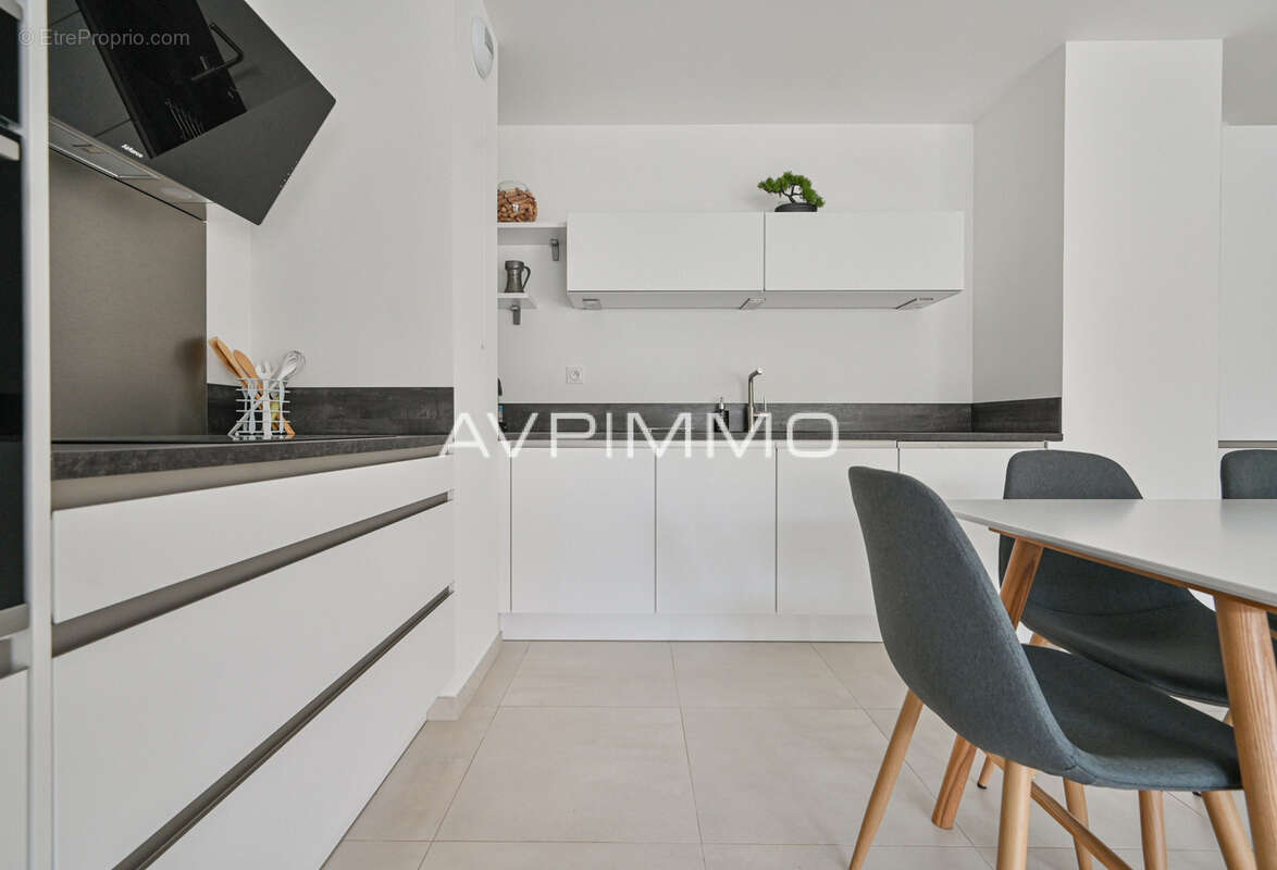Appartement T4 avec jardin et terrasse à vendre aux Lecques   Saint-Cyr-sur-Mer à 80 m de la plage - photo 4