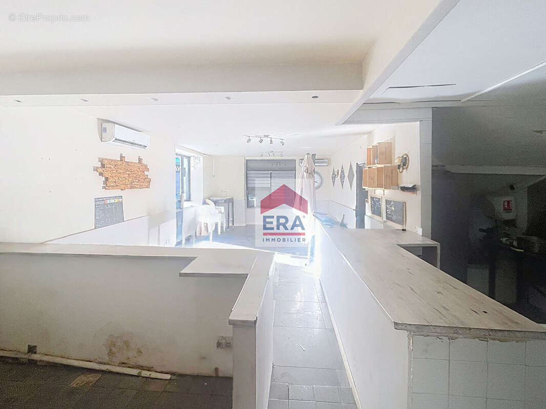 Appartement à MARSEILLE-4E