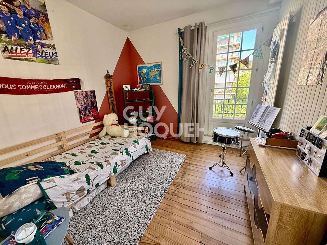 Appartement à CHAMALIERES