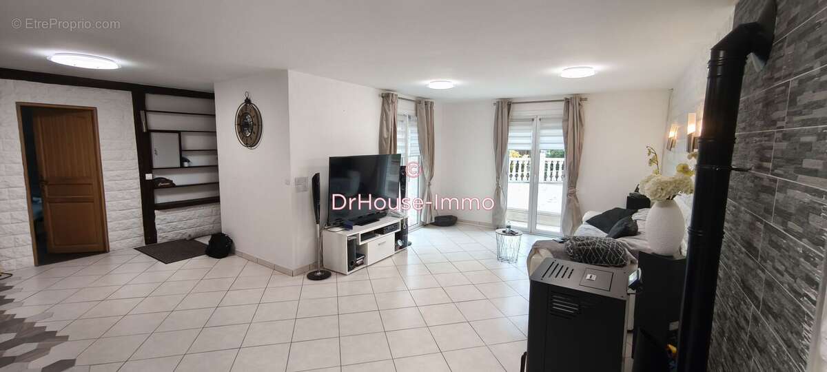 Maison à MARCOUSSIS