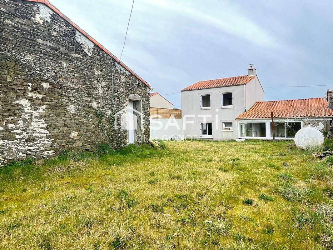 Photo 2 - Maison à LA HAIE-FOUASSIERE