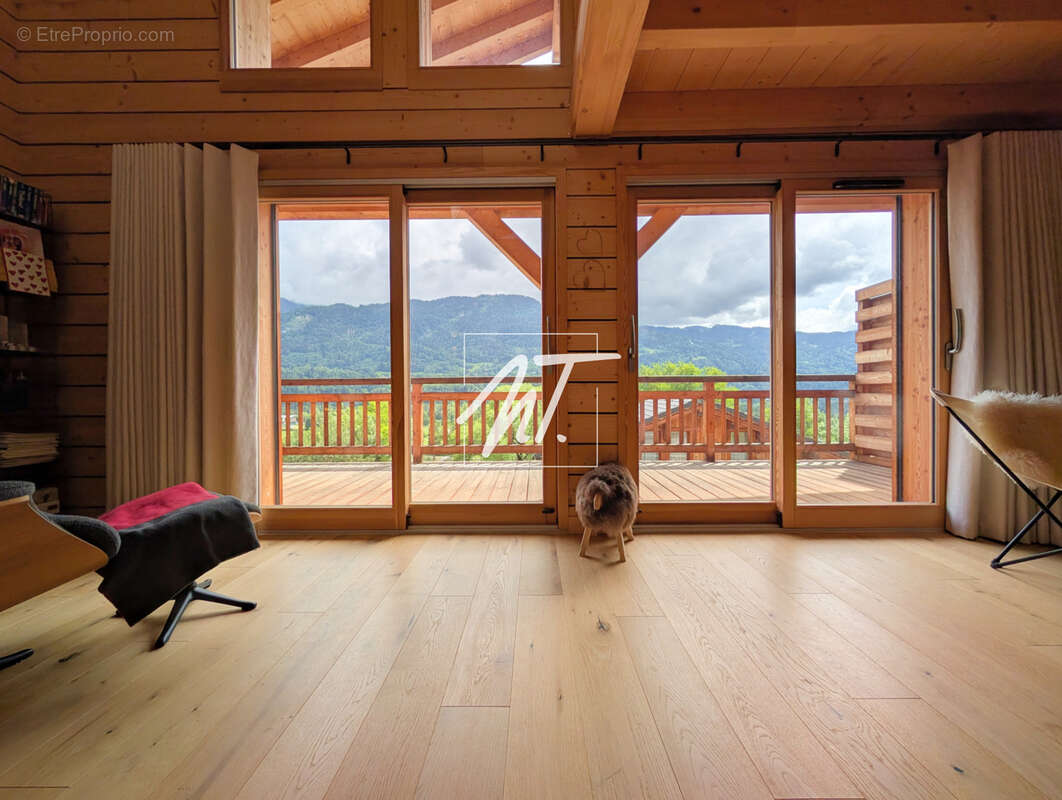 Appartement unique sur le coteau Sud de Samoëns - photo 3