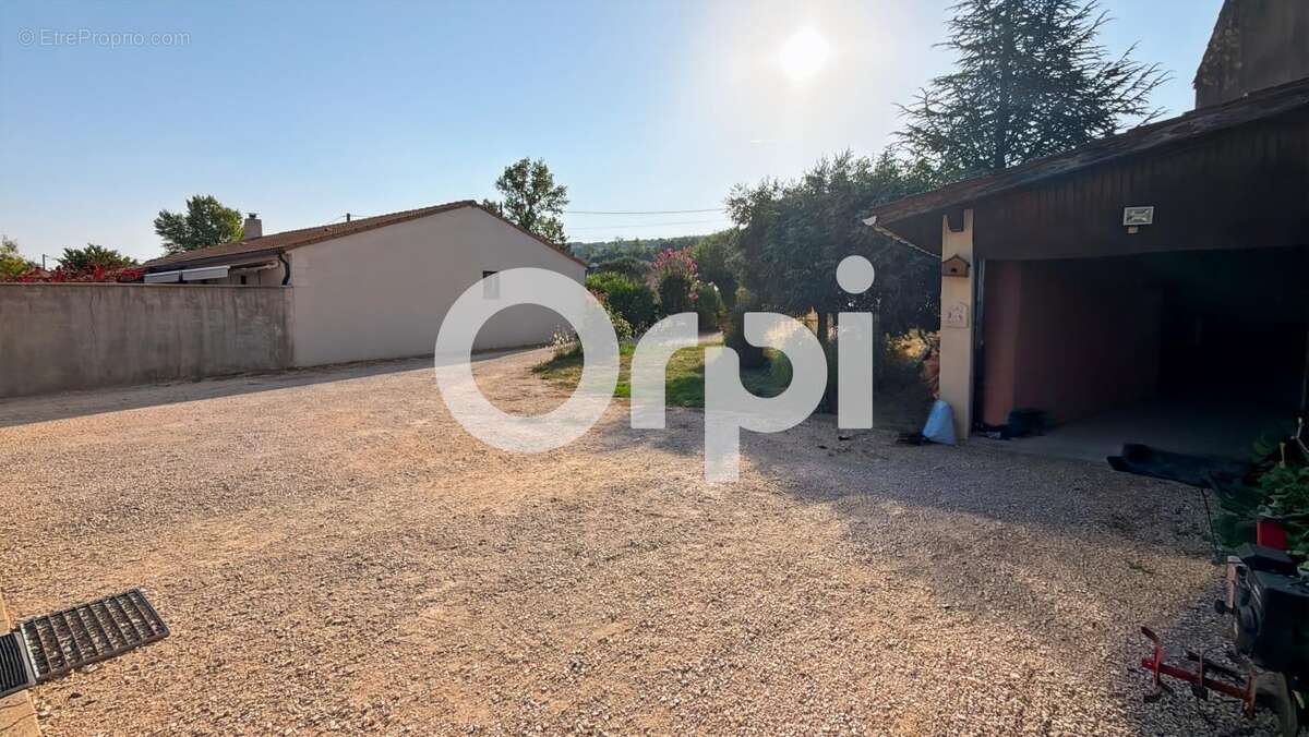 Maison avec piscine À Vendre - photo 5