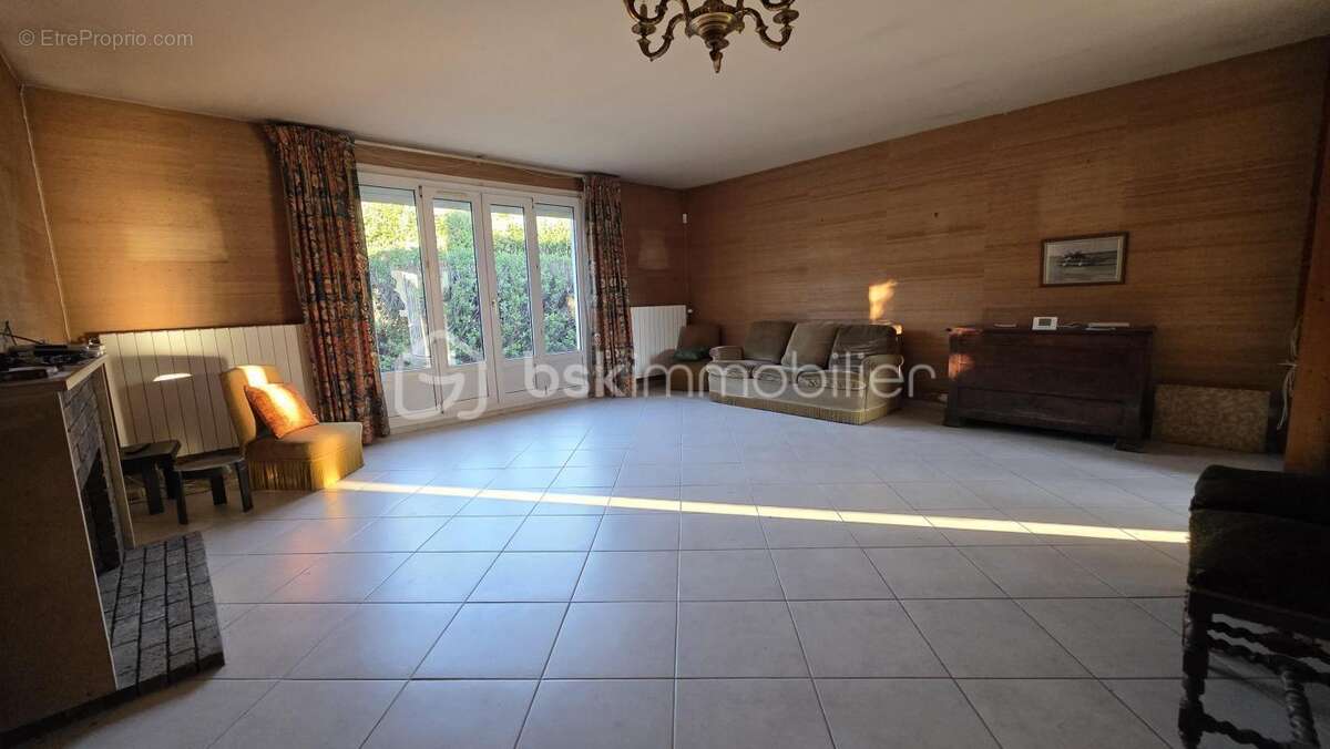 Maison à SAINT-GERMAIN-LES-CORBEIL