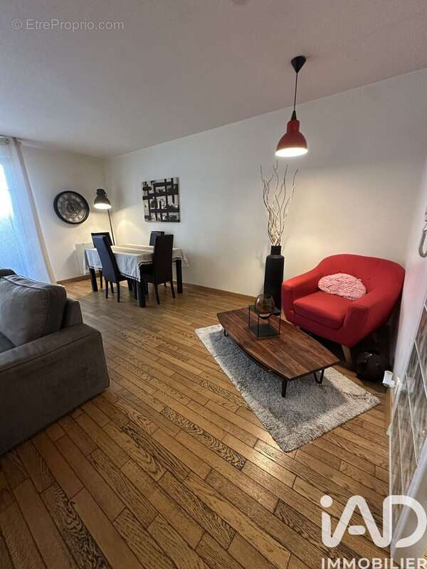 Photo 2 - Appartement à EMERAINVILLE