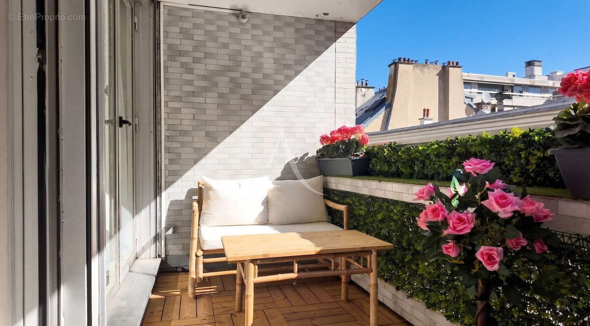 Appartement 2p lumineux avec terrasses privatives de 14m² - Paris 7e - photo 2