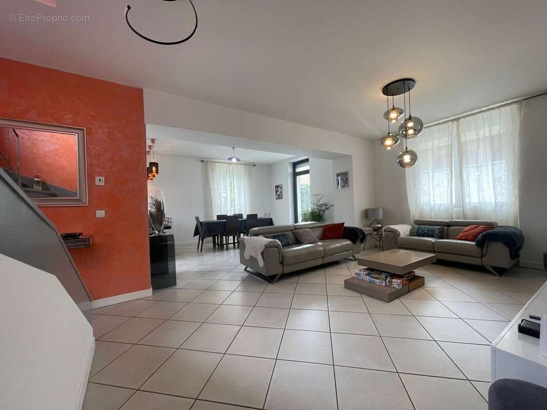 Maison à SAINT-JEAN-DE-MAURIENNE