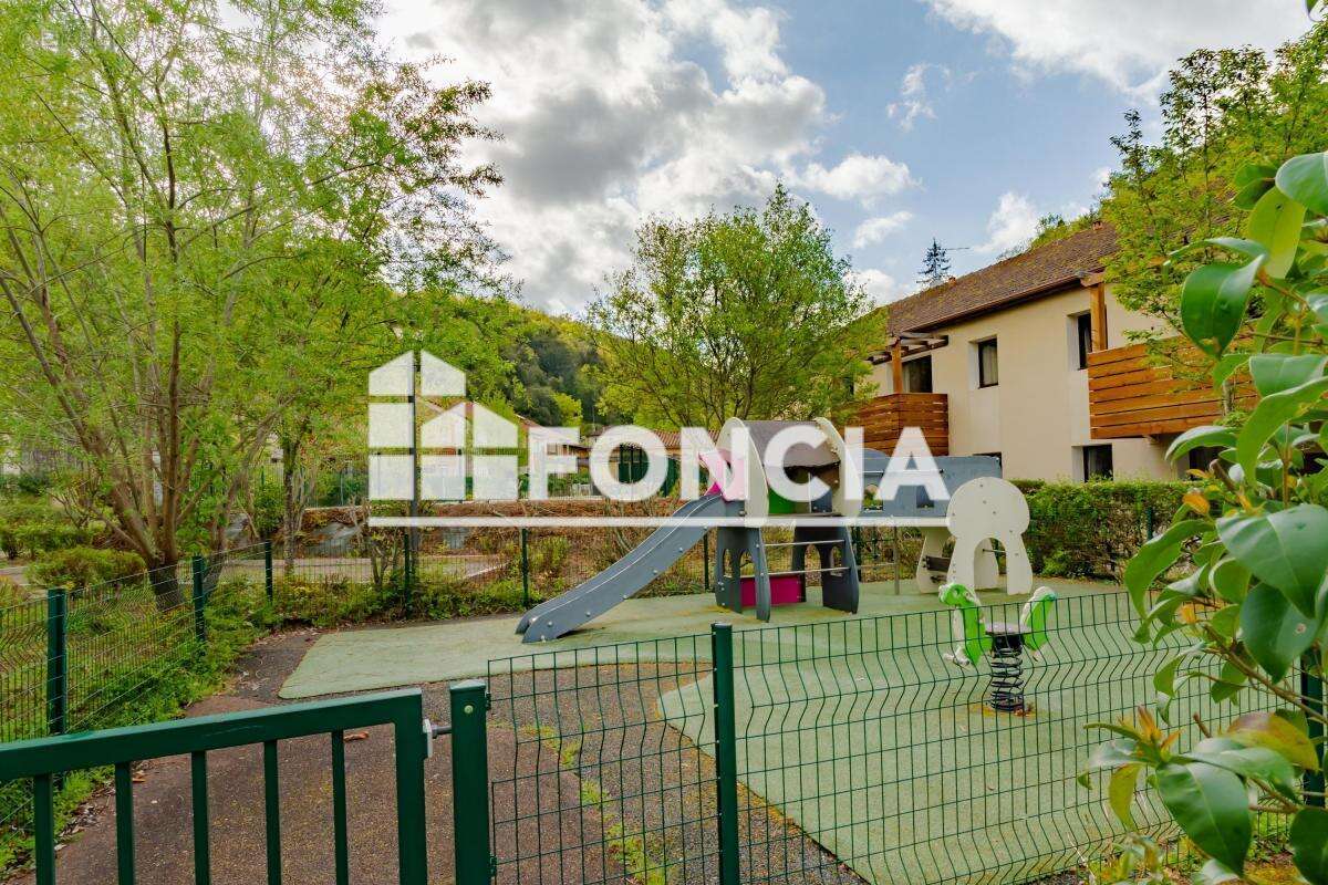 Appartement à LES EYZIES-DE-TAYAC-SIREUIL