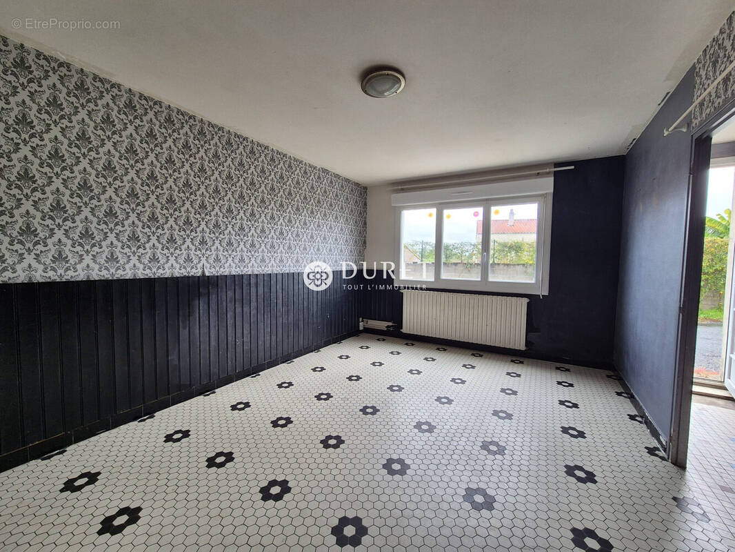 Maison à LES CLOUZEAUX