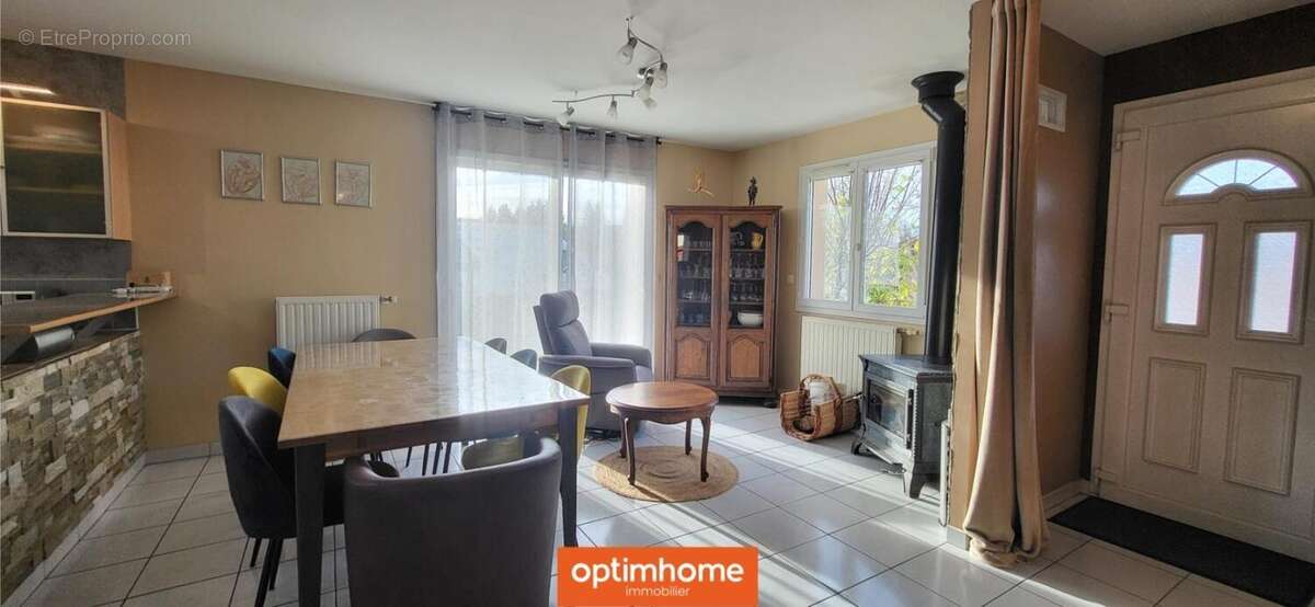 Thaon les Vosges maison familiale 5 chambres  Terrain de 700m² - photo 7