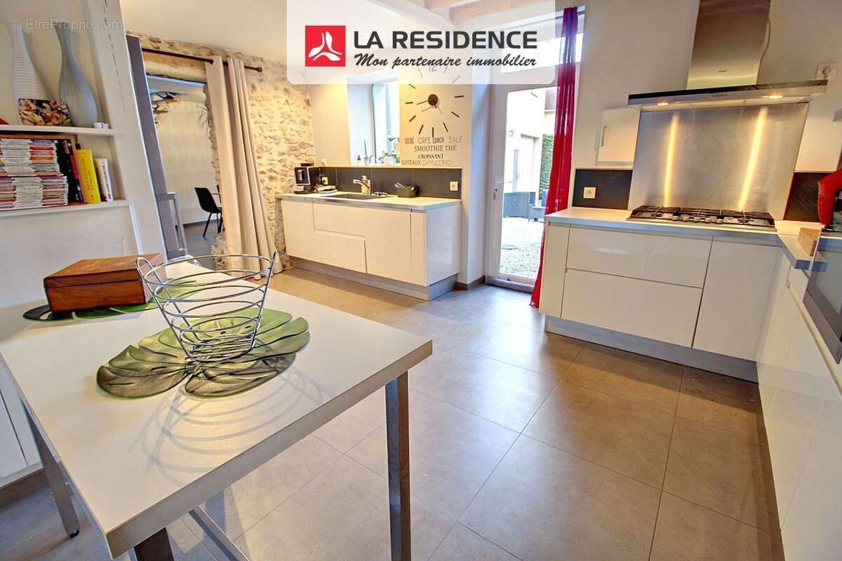 Maison à COURDIMANCHE