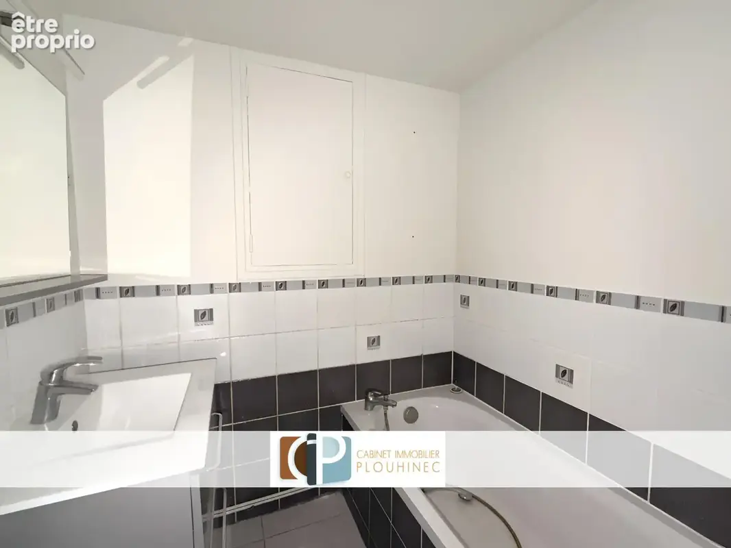 Mâcon centre-ville   Appartement T2 idéal investissement locatif. - photo 6