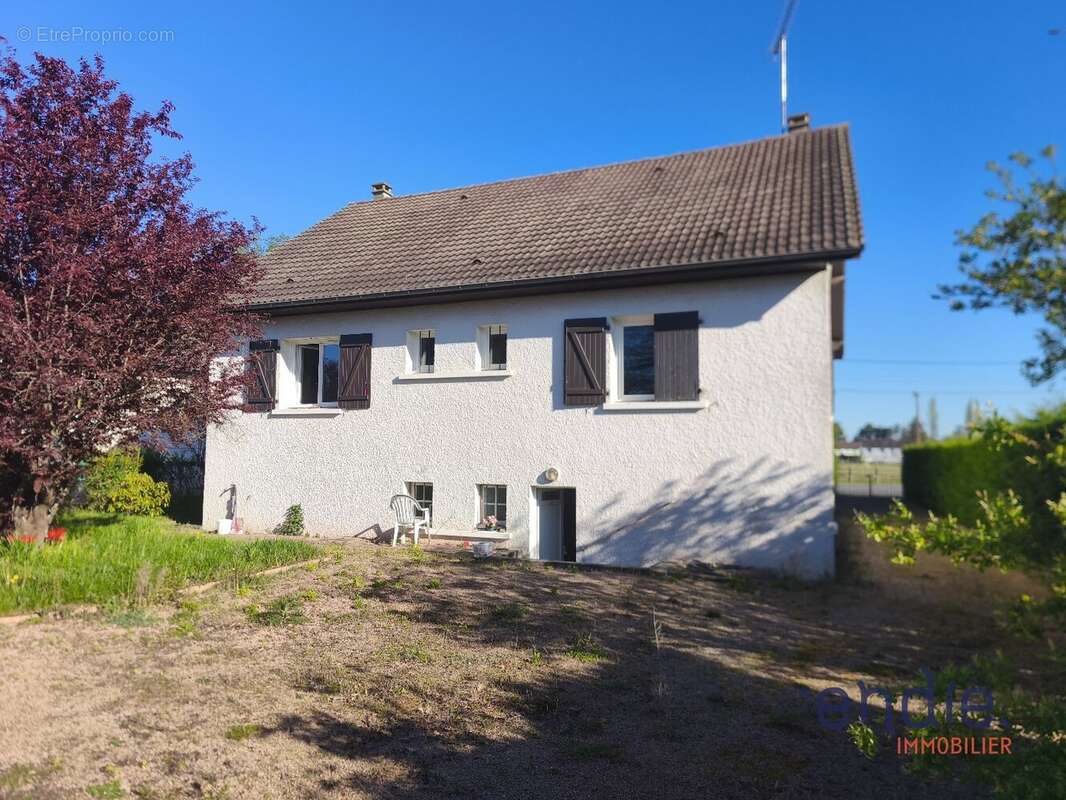 Maison à COSNE-D'ALLIER