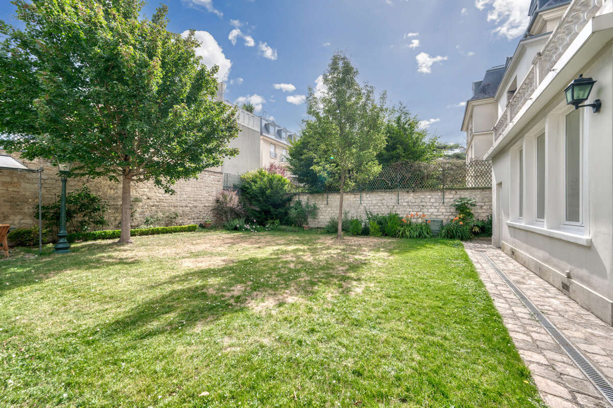 Maison à SAINT-GERMAIN-EN-LAYE