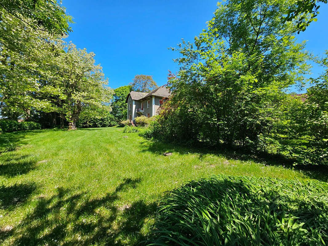 Maison à CHAMPAGNEUX