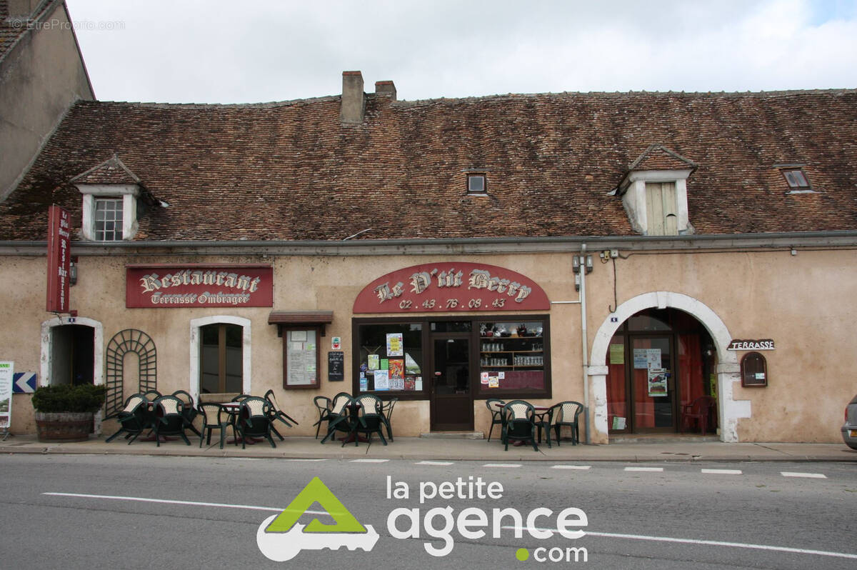 Commerce à SAINT-SATUR