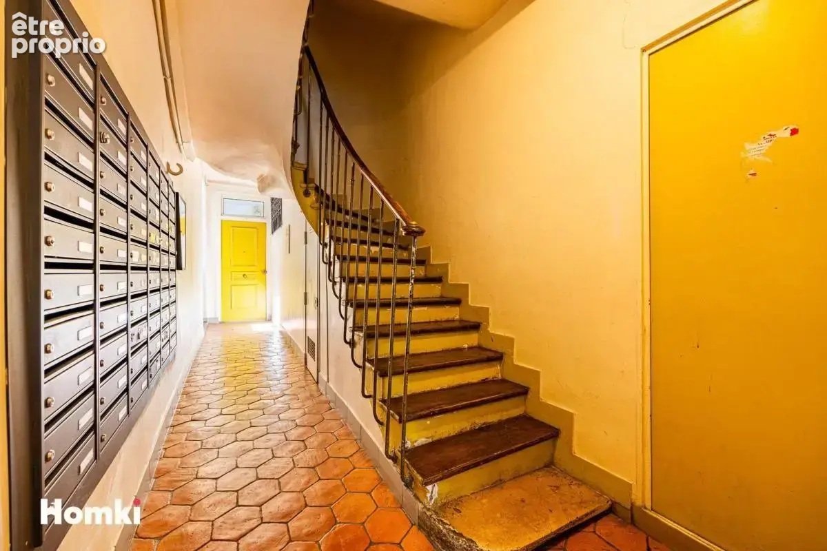 Appartement T2 de 28 m² à Paris 75018, Rue Jean Robert - photo 9