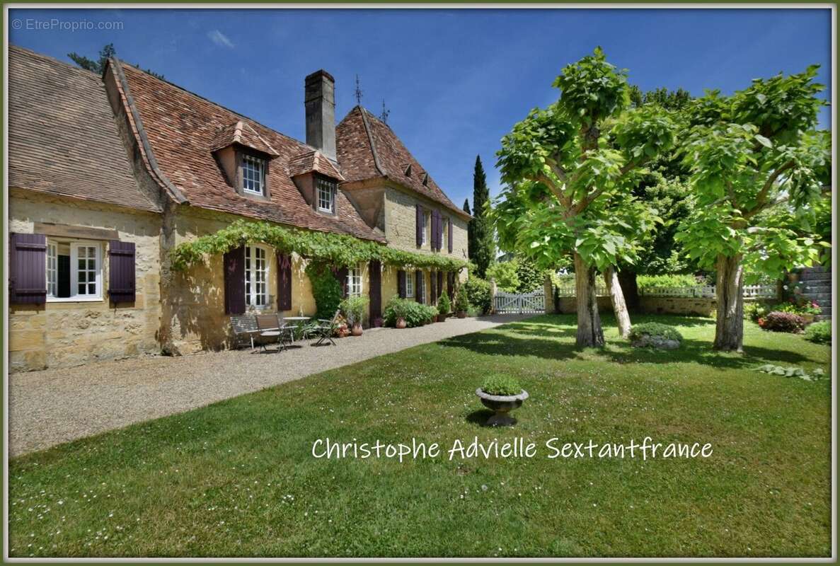 Domaine périgourdin de 400 M2 habitables sur 12 ha de parc avec pisicne - photo 13