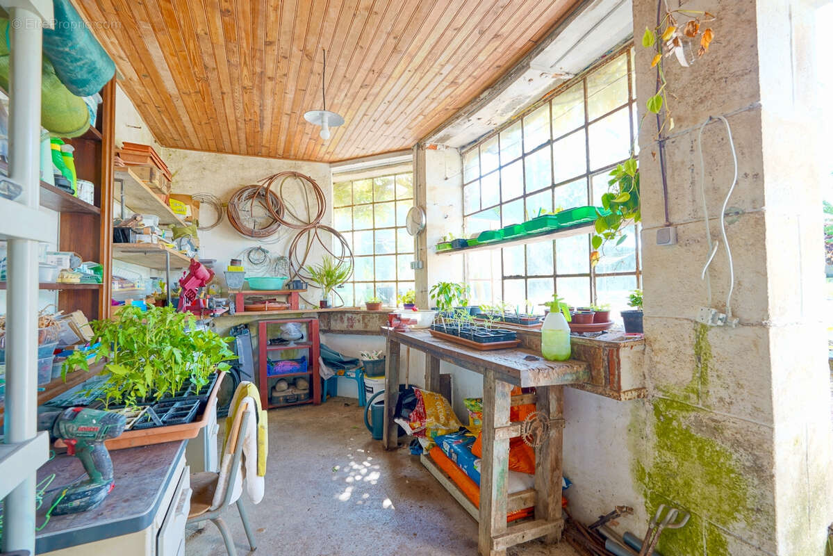 Maison à LA CHAPELLE-SAINT-LAURENT