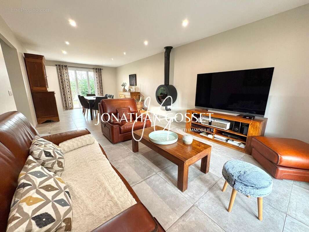 Photo 3 - Maison à VERNEUIL-SUR-SEINE