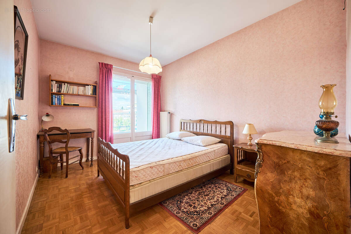 Appartement à ANNECY-LE-VIEUX