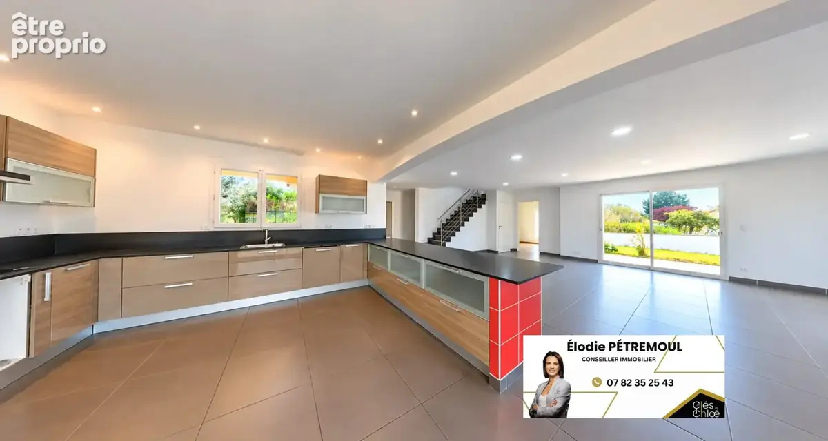Maison 6 pièces 143 m² à vendre à Saint-Bonnet-Pres-Riom (63200) - photo 1
