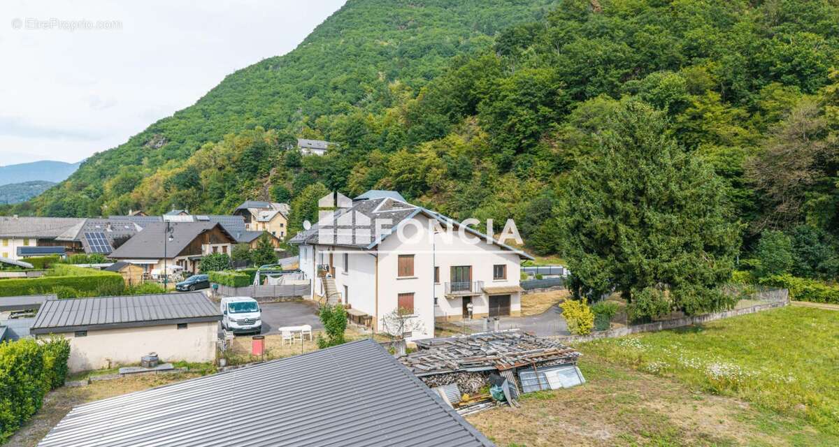 Ensemble immobilier avec potentiel locatif à Grignon, à proximité d’Albertville - photo 11