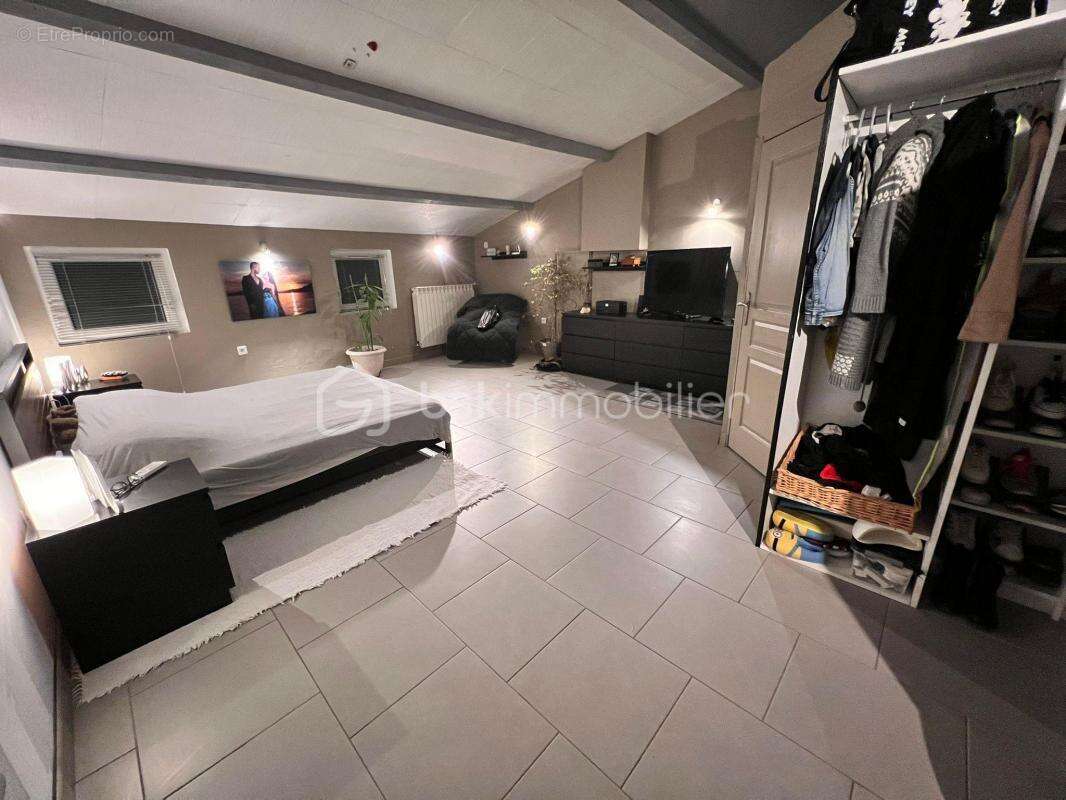 Maison à SAINT-ZACHARIE