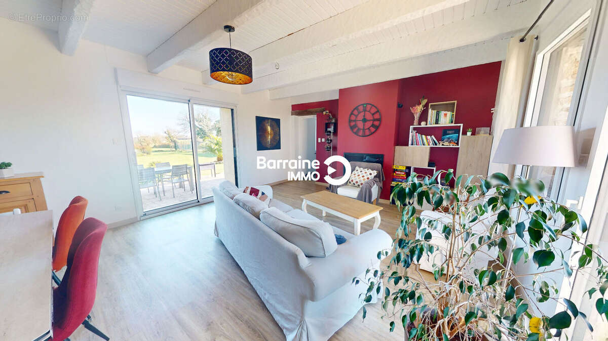 Maison à LE DRENNEC