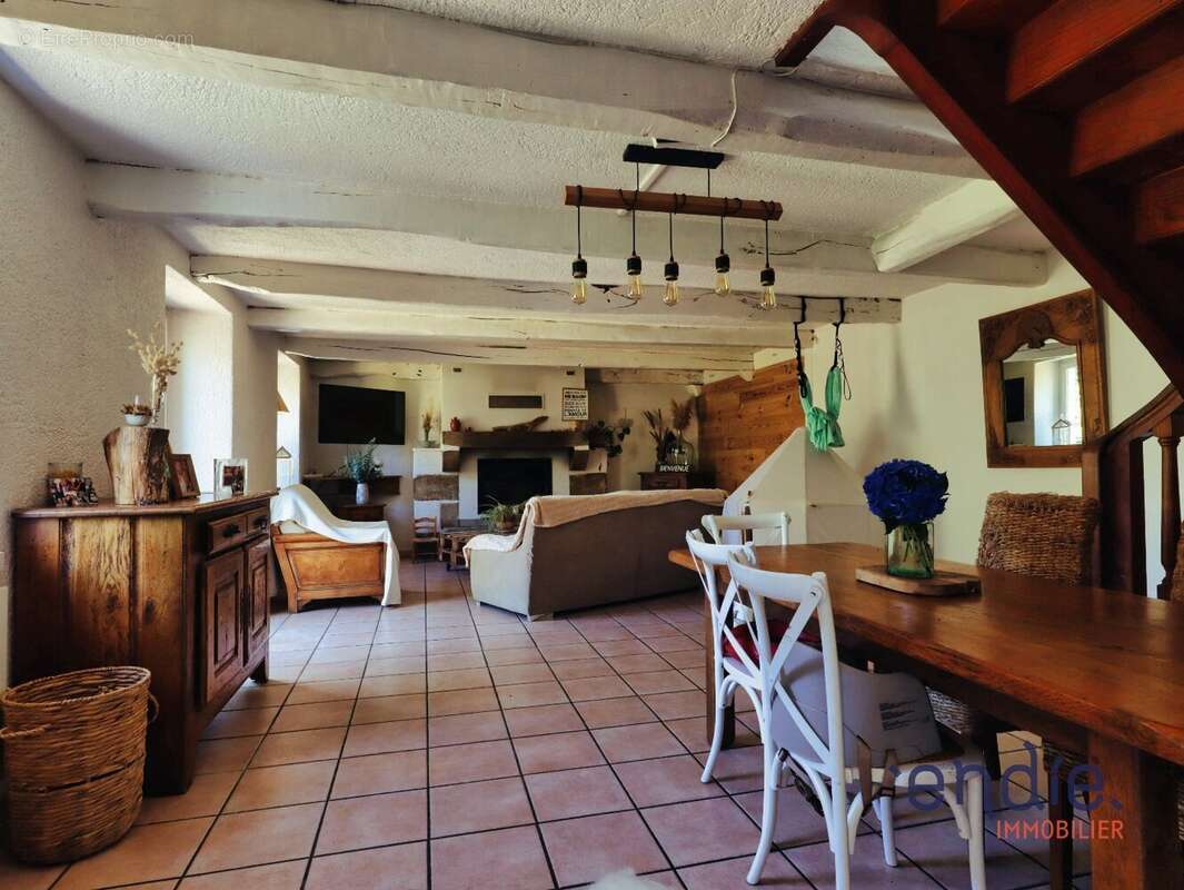 Maison familiale avec dépendance - à seulement  10 ' de Pontivy - photo 4