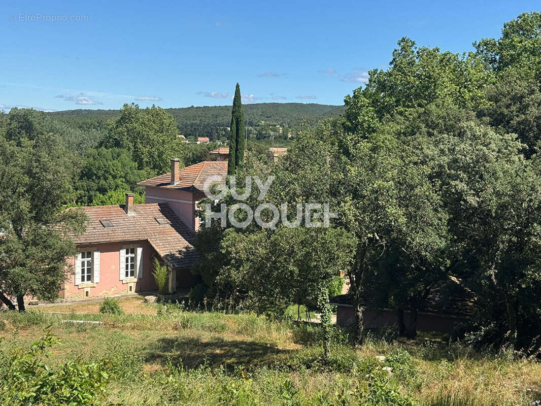 Maison à FONTAINE-DE-VAUCLUSE