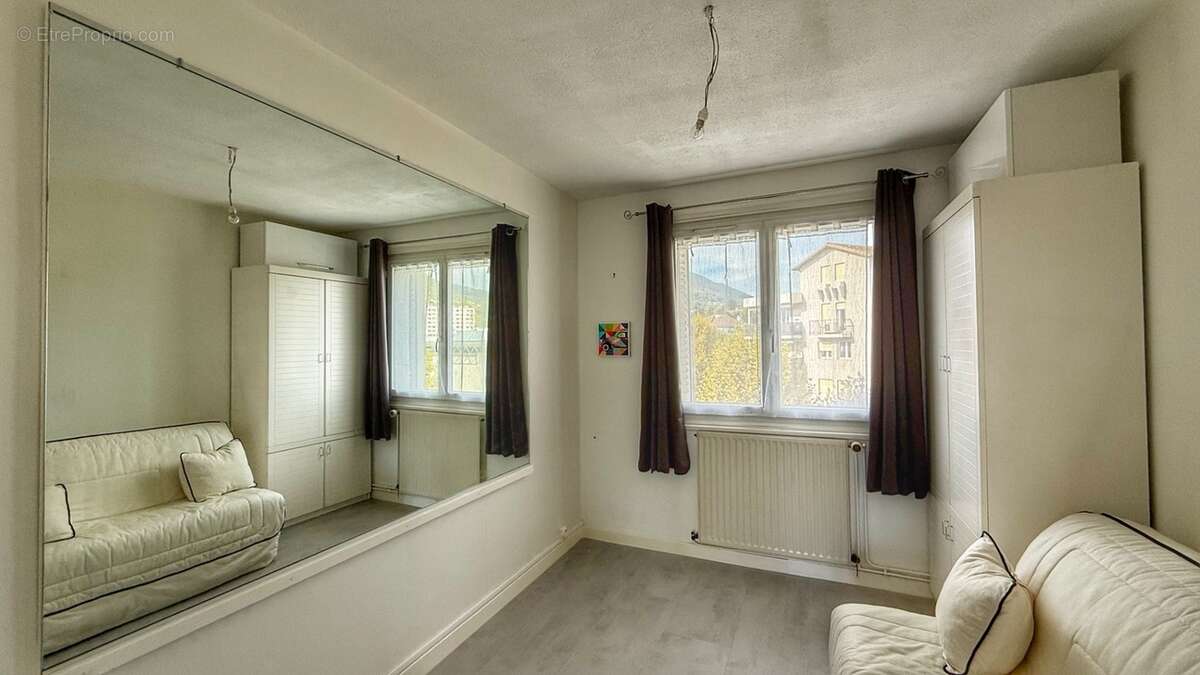 Appartement à VOIRON